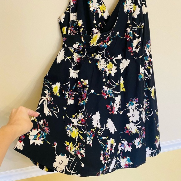 Jessica Simpson Black Floral Dress Size 2X - Picture 6 of 15